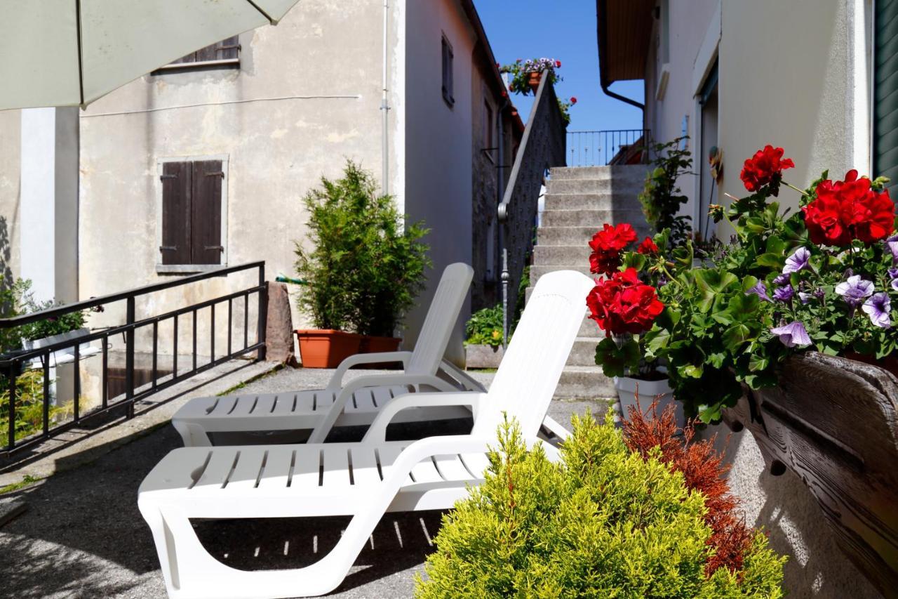 Da C I S A Bed and Breakfast Tambre dʼAlpago Exteriör bild